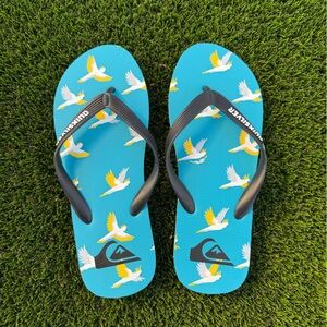 Quiksilver Turquoise Flip Flops with Yellow & White Bird Print
